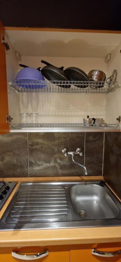 1-Zimmer Appartment In Aprilia Marittima Mit Gemeinschaftspool Exterior foto